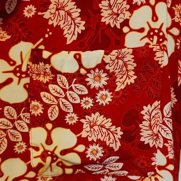 Men's Hawaii Shirt - Picture 2 of 4
